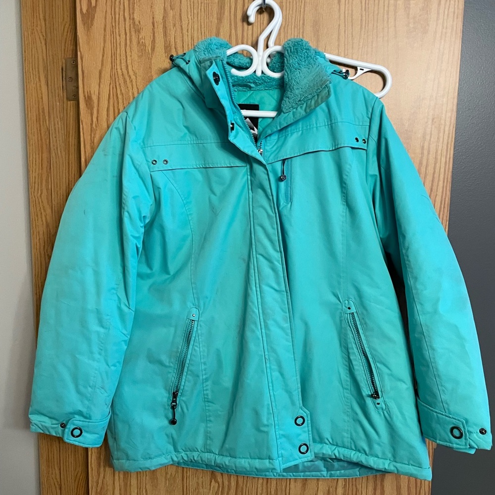 Active zone ski jacket